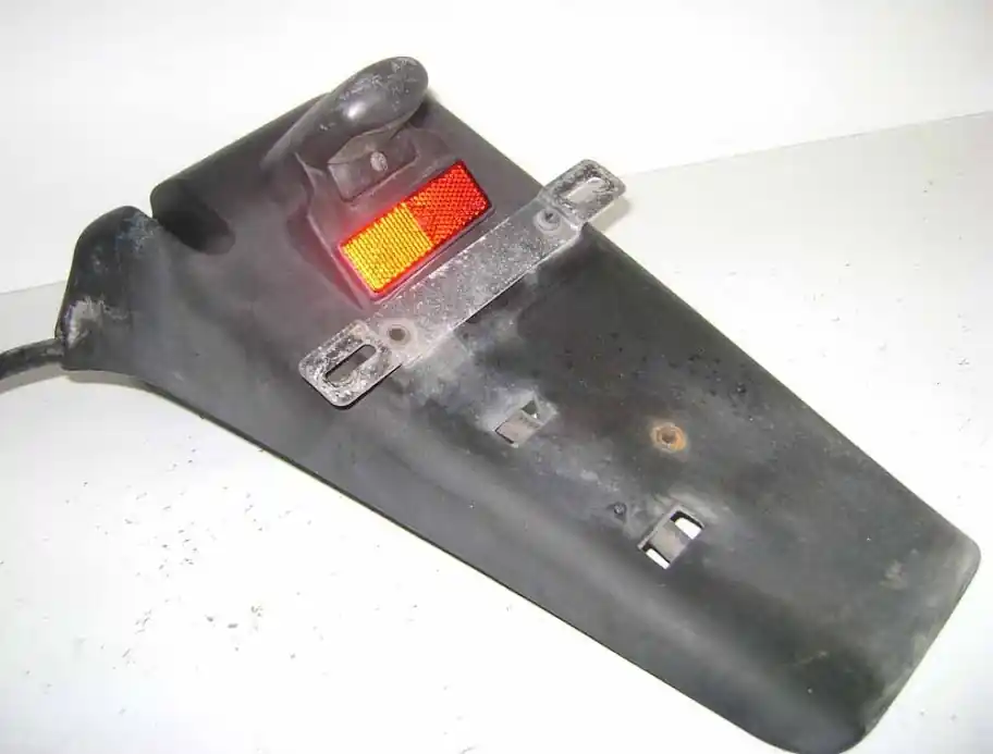 Prezzo Ridotto Parafango Posteriore Yamaha Majesty 125 150 180 MBK Skyliner 2001 - 2003