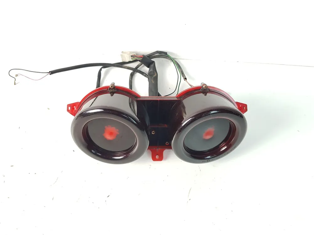 Compra Online Fanale Posteriore MALAGUTI PHANTOM MAX F12 125 2003 2004