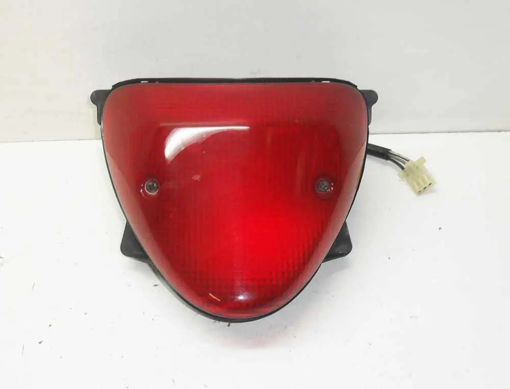 Vendita Finale Fanale Posteriore Suzuki Epicuro UC 125 150 1999 - 2003
