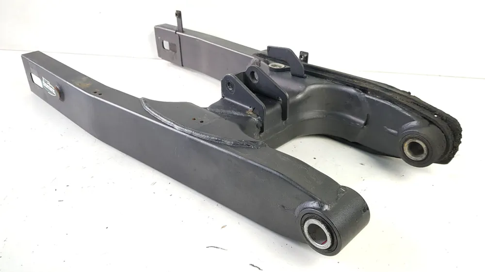 Forcellone Posteriore HONDA CBF 600 2004 - 2006 Compra Oggi Stesso