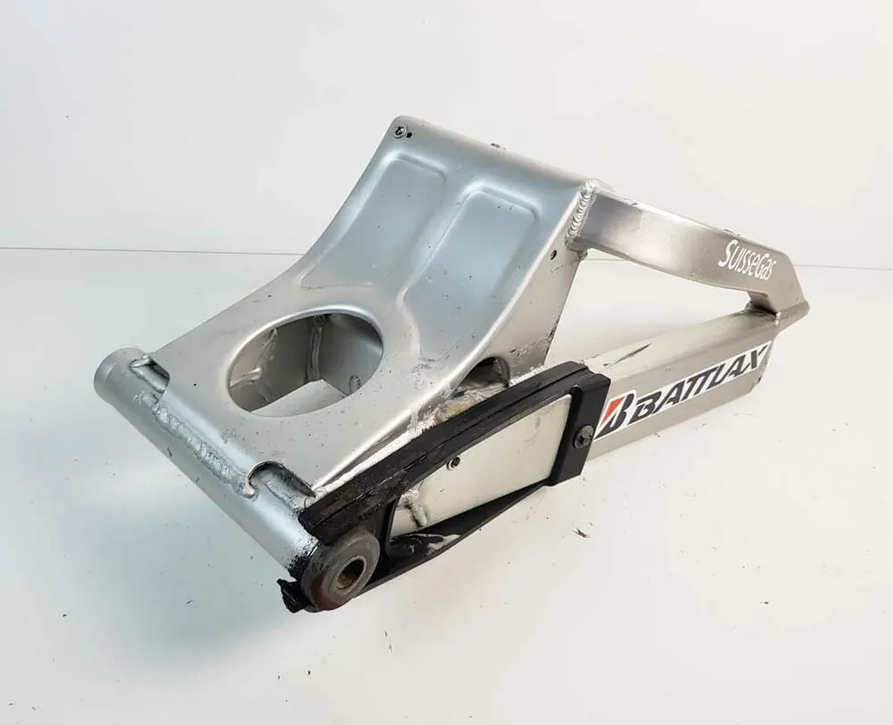 Reso Gratuito Forcellone Posteriore YAMAHA YZF 600 R6 2001 2002 YZF600R6