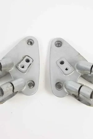 Coppia Staffe Supporto Attacco Faro Fanale Frecce GILERA DNA 2T 4T 50 125 180 Pagamento Sicuro