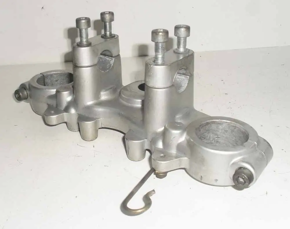 Ultime Pezzi Piastra Superiore Forcella Cagiva W12 350 - 2N1 W 12