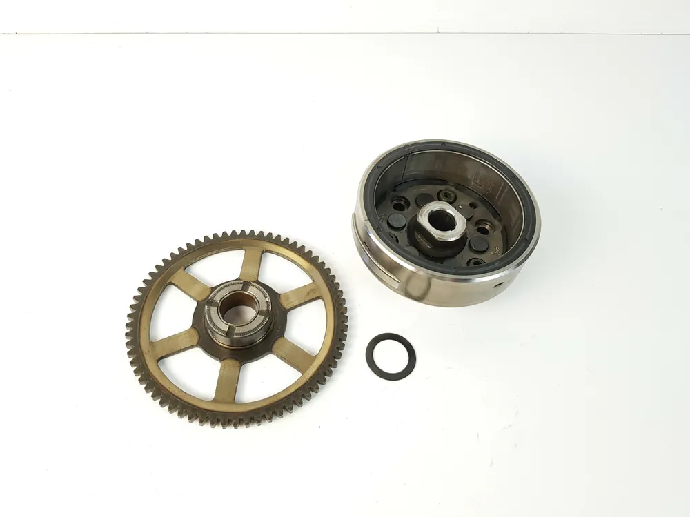 Super Prezzo Volano con Ingranaggio Ruota Libera YAMAHA XP 500 TMAX 2001 2002 2003 T-MAX