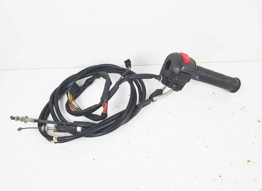 Comando Gas con Cavi SUZUKI BURGMAN UH 125 200 2007 - 2012 Occasione