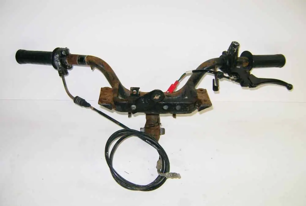 Manubrio MBK Flame 125 e Yamaha Cygnus 2000 - 2003 Bestseller
