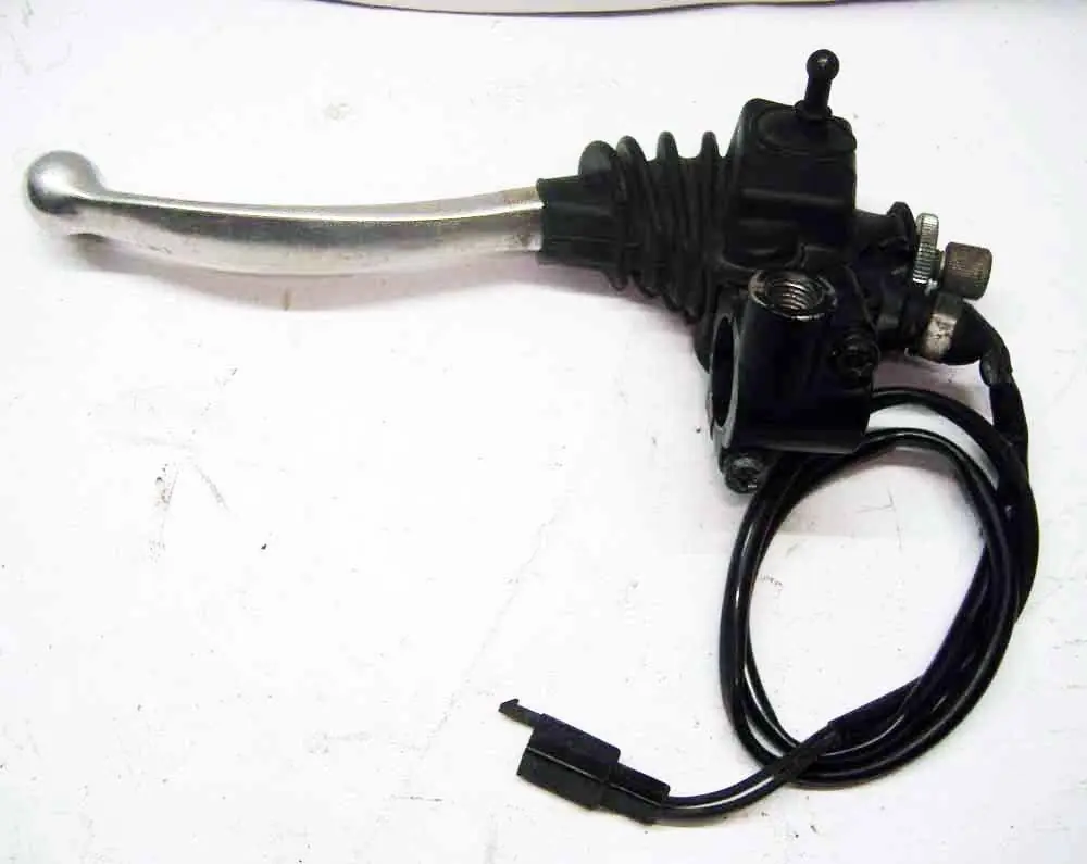 Supporto Sinistro Completo di Leva Freno Yamaha Majesty 250 DX 1998 - 1999 Super Prezzo
